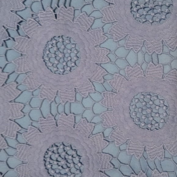 💙Talbots💙 - Cornflower Blue Floral Lace Overlay Dress - Picture 4 of 12